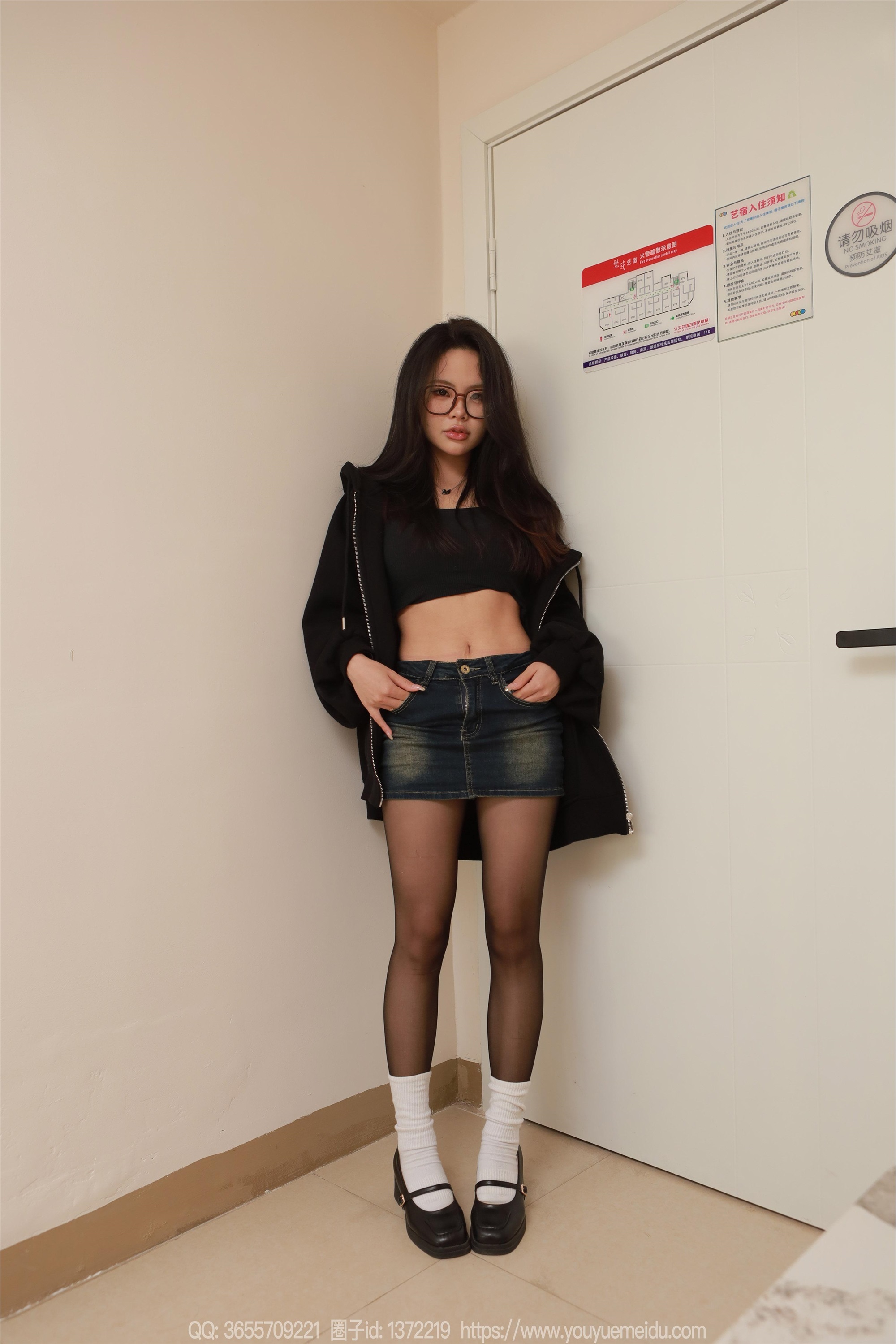 IESS异思趣向  2025.01.26 丝享家 1960 兔兔《黑丝沙发》